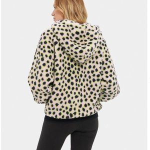 UGG Loyra Sherpa Hoodie Sweatshirt in Key Lime Animal Print Animalia Siz…